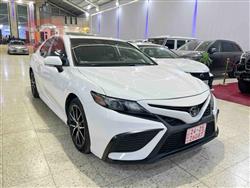 تۆیۆتا کامری